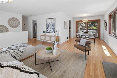 Perched peacefully above it all, this Mid-Century modern home - photo 8