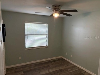 Nice 3 bedroom 2 bath with a double car garage and fireplace - photo 5