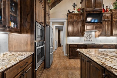 Exceptional custom-built 3-bedroom, 2 1/2 bath home designed - photo 13