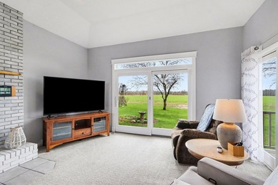 This spacious ranch home offers over 3,000 square feet of - photo 14