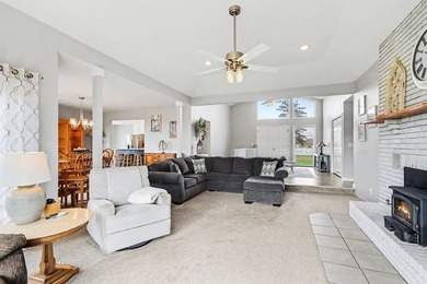 This spacious ranch home offers over 3,000 square feet of - photo 16