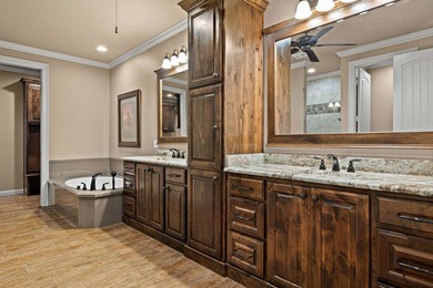 Exceptional custom-built 3-bedroom, 2 1/2 bath home designed - photo 21
