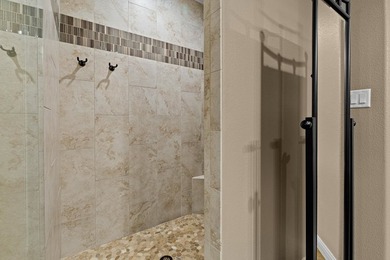 Exceptional custom-built 3-bedroom, 2 1/2 bath home designed - photo 23