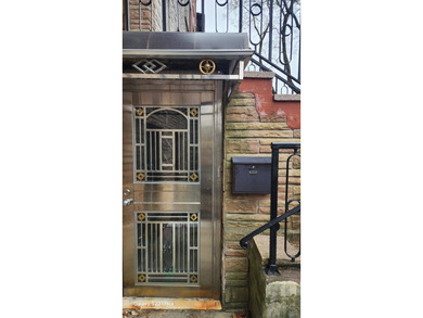 Located in Clinton Hill, 60 PUTNAM AVE, a three-family - photo 23