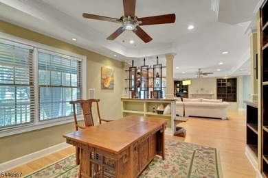 Welcome to a rare blend of classic colonial charm and - photo 2