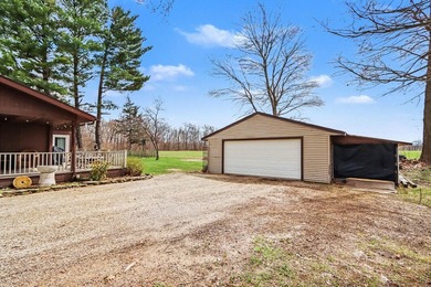 This spacious ranch home offers over 3,000 square feet of - photo 35