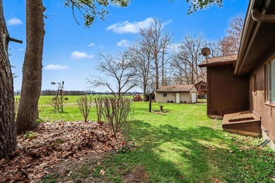 This spacious ranch home offers over 3,000 square feet of - photo 36