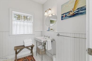 Welcome to this exceptional lakefront retreat in desirable - photo 37