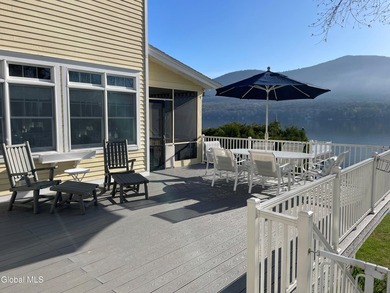 Welcome to this exceptional lakefront retreat in desirable - photo 39