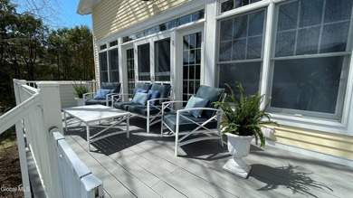 Welcome to this exceptional lakefront retreat in desirable - photo 43