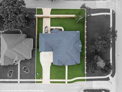 Exceptional custom-built 3-bedroom, 2 1/2 bath home designed - photo 43