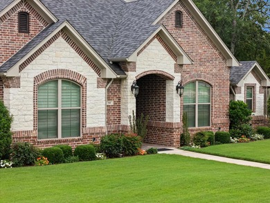 Exceptional custom-built 3-bedroom, 2 1/2 bath home designed - photo 45