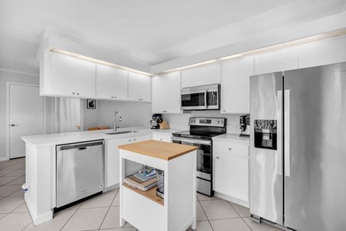 Tastefully upgraded 2-bedroom, 2.5-bath townhome in the - photo 1