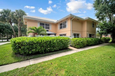 Tastefully upgraded 2-bedroom, 2.5-bath townhome in the - photo 5