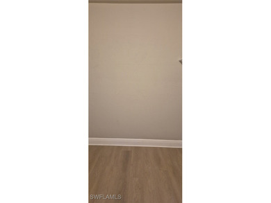 Huge price drop for quick sale. Extra large home on an Acre land - photo 11