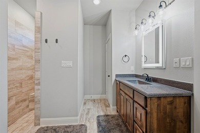 Welcome to your private retreat in the prestigious Rock Creek - photo 15