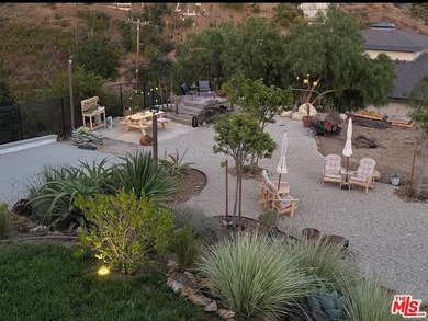 Discover unparalleled luxury in this newer construction - photo 18
