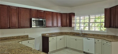 Huge price drop for quick sale. Extra large home on an Acre land - photo 32