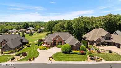 Absolutely stunning, one-owner, impeccably maintained all-brick - photo 2