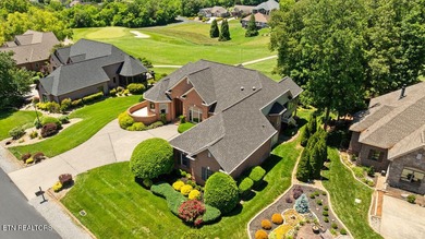 Absolutely stunning, one-owner, impeccably maintained all-brick - photo 4
