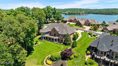 Absolutely stunning, one-owner, impeccably maintained all-brick - photo 5