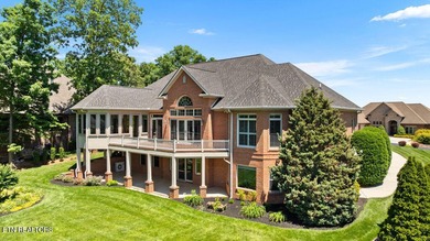 Absolutely stunning, one-owner, impeccably maintained all-brick - photo 6