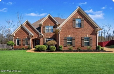 Spacious Living in a Prime Location! Welcome home to this - photo 3