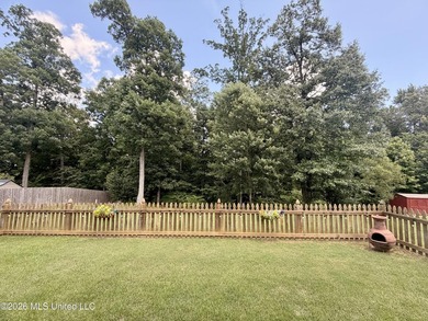 Spacious Living in a Prime Location! Welcome home to this - photo 8