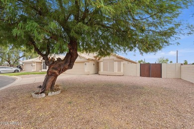 Welcome home! Enjoy a scenic drive past the beautiful community - photo 3