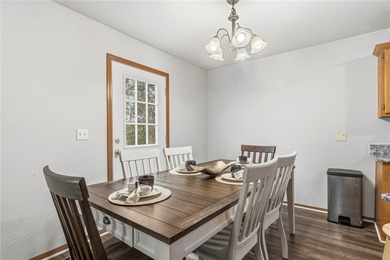 Investment opportunity in a highly desirable Fayetteville - photo 5