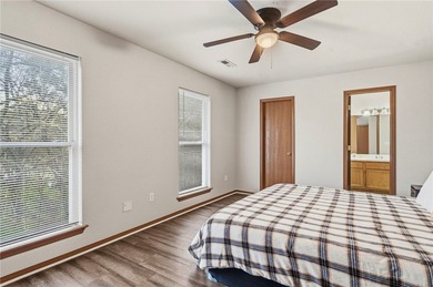 Investment opportunity in a highly desirable Fayetteville - photo 10