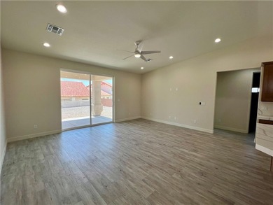 Brand-new construction in desirable Sunridge Estates! This - photo 7