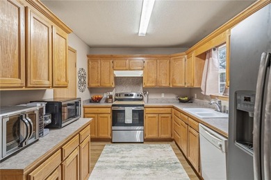 Investment opportunity in a highly desirable Fayetteville - photo 2