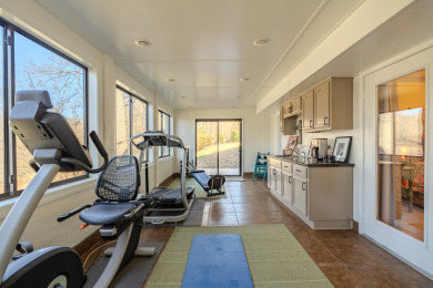 Gorgeous Spring Fed Lake Home in TN - photo 15