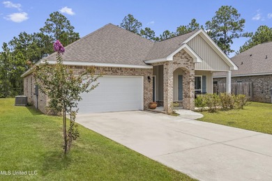 This practically brand-new home is hitting the market at a value - photo 2