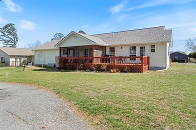 Beautifully updated lake area home in picturesque Holiday Island - photo 4