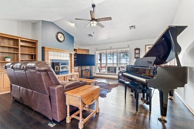 Beautifully updated lake area home in picturesque Holiday Island - photo 7