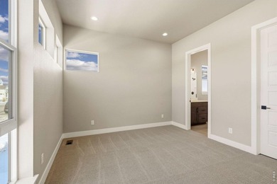 The Isleworth in The Fairways is a beautiful ranch style home - photo 18