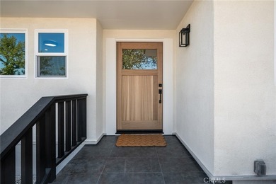 Rare opportunity to secure a TURN-KEY massive CORNER LOT - photo 4