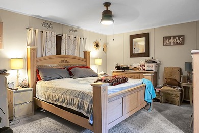 Welcome to this beautiful 4-bedroom, 2-bath home tucked away in - photo 28