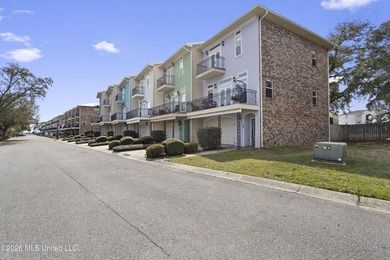 Welcome to The Oaks of Long Beach -- where coastal living is