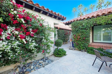 Located behind a dedicated gate in the Barcelona homes cul de