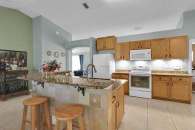 Spacious 3 bedroom, 2 bath CBS home offering just over 2,000 - photo 9