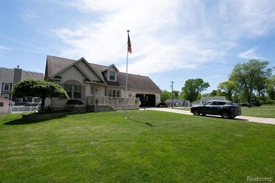 Welcome to 6321 Avenue B - a meticulously cared for home tucked - photo 2