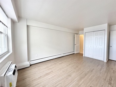 3817 Ventnor Ave 1201