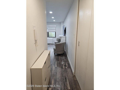 Welcome to 1000 Clove Road - The Fountains, a luxury high-rise - photo 20