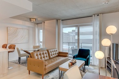 Vivez au bord du canal de Lachine dans ce condo construit en - photo 1
