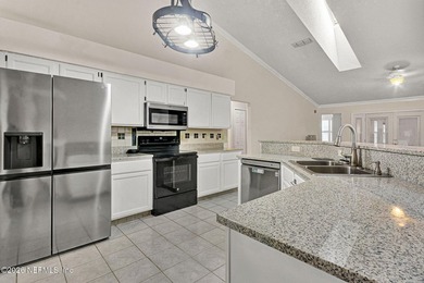 Welcome to Kensington, one of Jacksonville's most sought-after - photo 8