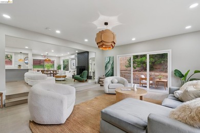 Tucked away in Oakland's desirable Grass Valley neighborhood - photo 7