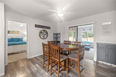 Spacious 3 bedroom, 2 bath home on oversized lot with Large - photo 8